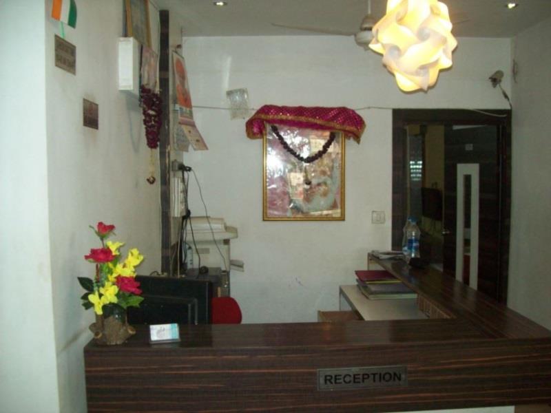 Hotel Mid - Way Inn Gandhinagar Eksteriør bilde